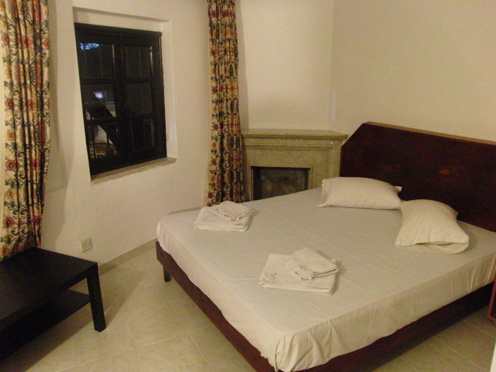 Rimi Hotel Nicosia Esterno foto